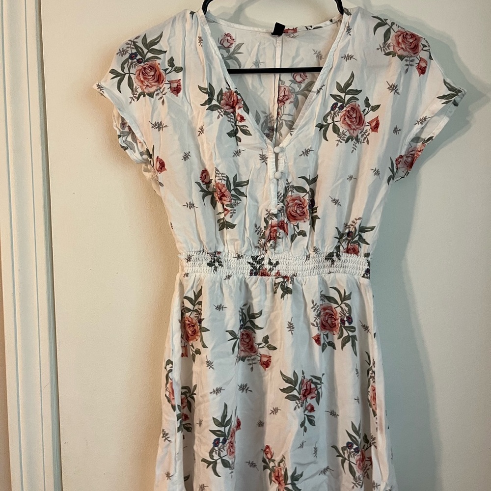 H&M Pink and White Floral Dolman Sleeve V-Neck Sundress